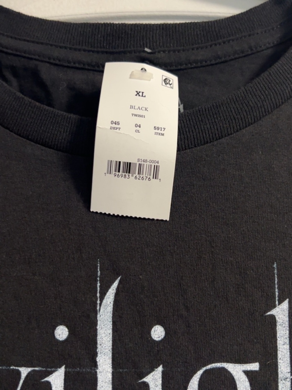 Twilight T Shirt Ed and Bella Adult Short Sleeve T Shirts  Movies Graphic Tees - Picture 5 of 9